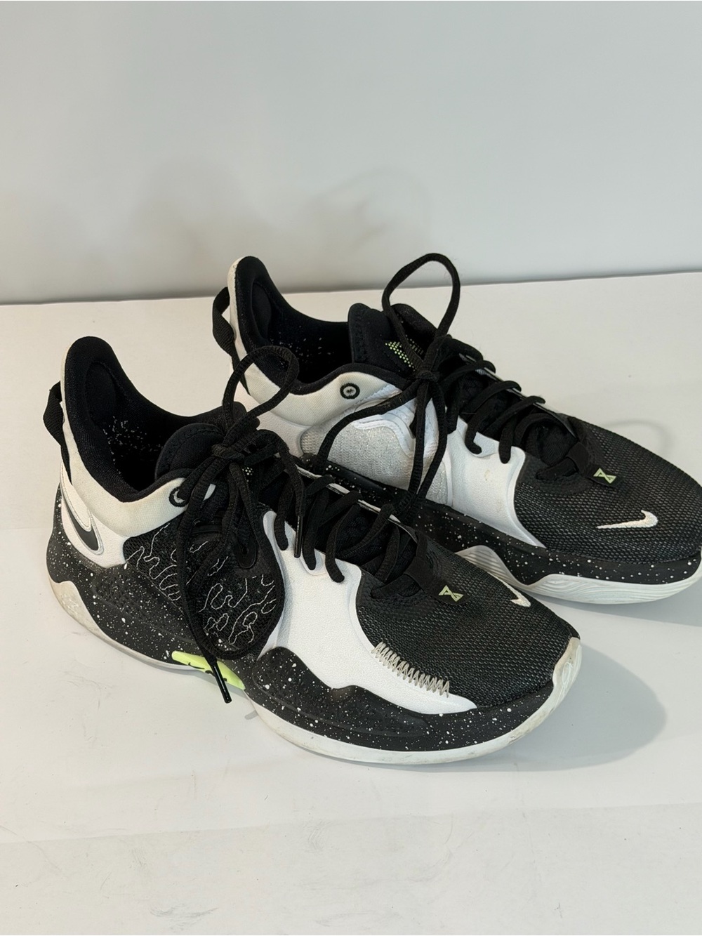Nike PG 5 Oreo Black White Basketball Shoes Men’s Size 9